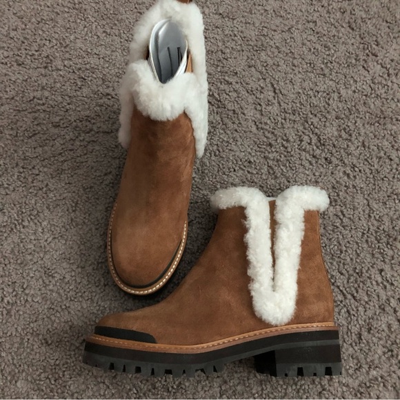 MARC FISHER LTD Iggie Lug Sole Chelsea Boot - Picture 5 of 10